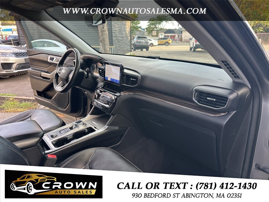 Used 2021 Ford Explorer Limited w/ Equipment Group 301A AWD/4WD image 23