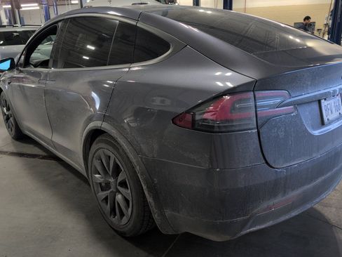 Used 2021 Tesla Model X Performance image 10