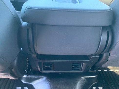 Used 2024 Chevrolet Silverado 2500 W/T image 25