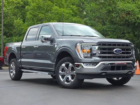 Used 2023 Ford F150 Lariat w/ Trailer Tow Package AWD/4WD image 8