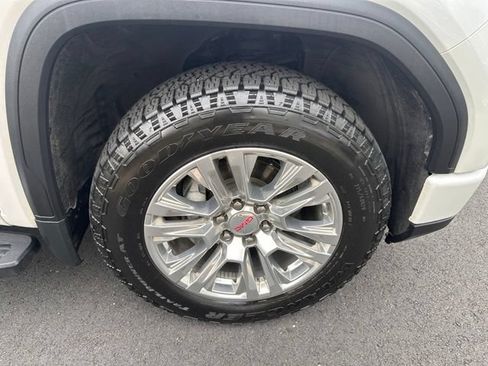 Used 2023 GMC Sierra 1500 Denali AWD/4WD image 15