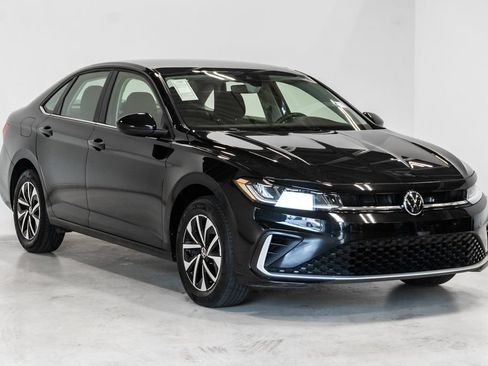 Used 2025 Volkswagen Jetta S FWD image 6