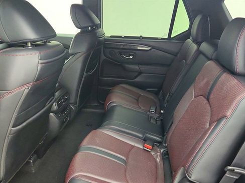 Used 2025 Honda Pilot Black Edition image 22
