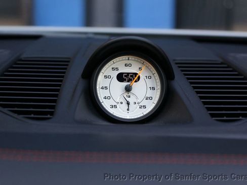 Used 2018 Porsche 911 GT3 image 34