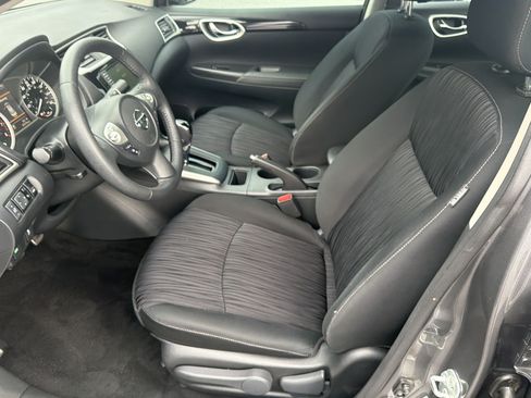 Used 2019 Nissan Sentra SV FWD image 11