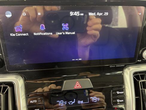 Certified 2023 Kia Sorento SX AWD/4WD image 21