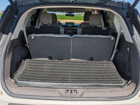 Used 2023 Lincoln Aviator Reserve w/ Equipment Group 201A image 15