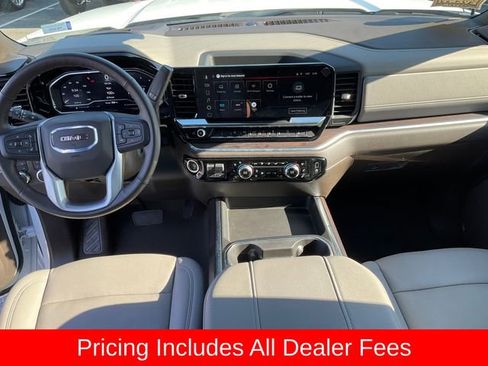 Used 2025 GMC Sierra 2500 SLT w/ SLT Premium Package AWD/4WD image 4