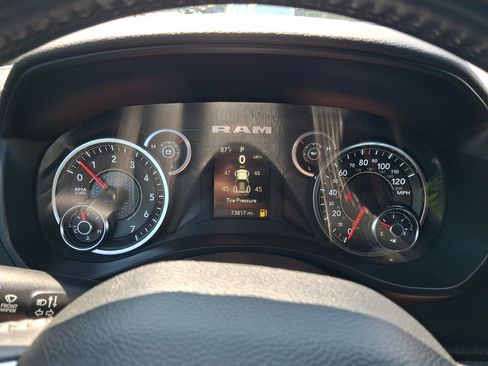 Used 2024 RAM 1500 Lone Star AWD/4WD image 25