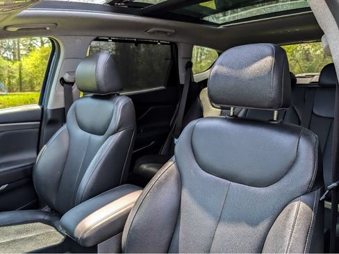 Used 2019 Hyundai Santa Fe Limited AWD/4WD image 15