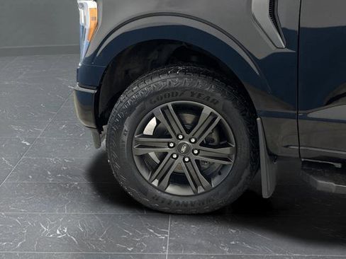 Used 2022 Ford F150 XLT w/ Equipment Group 302A High image 37