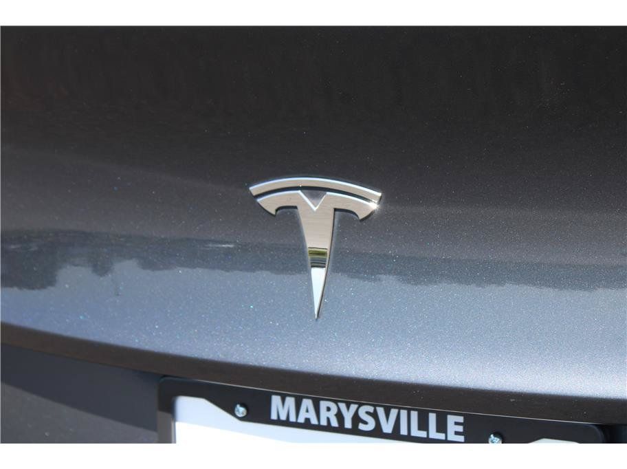 Used 2022 Tesla Model Y Performance AWD/4WD image 32