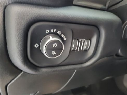 Certified 2020 RAM 2500 Laramie image 26