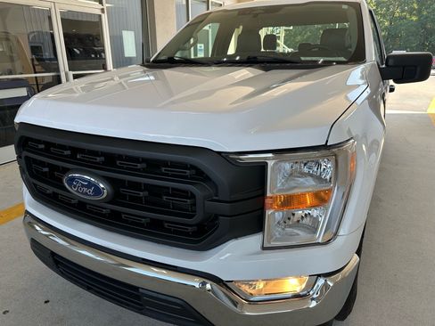 Certified 2022 Ford F150 XL w/ Trailer Tow Package RWD image 2