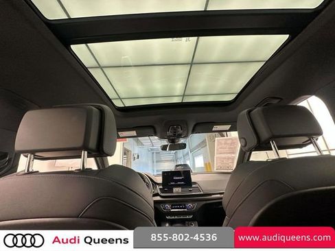 Used 2023 Audi Q5 2.0T Premium Plus w/ Premium Plus Package AWD/4WD image 16