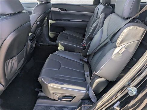 Used 2023 Hyundai Palisade SEL image 18