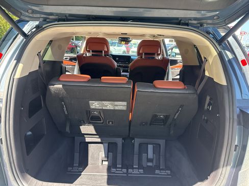 Used 2022 Kia Carnival SX Prestige FWD image 20