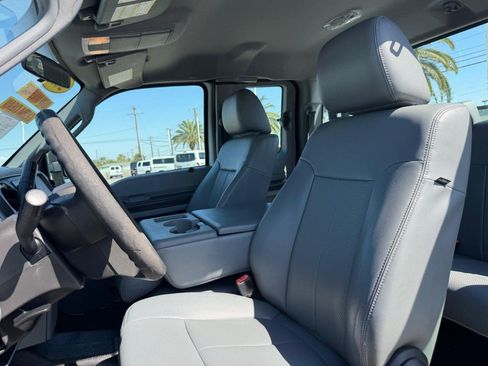Used 2015 Ford F250 XL RWD image 28