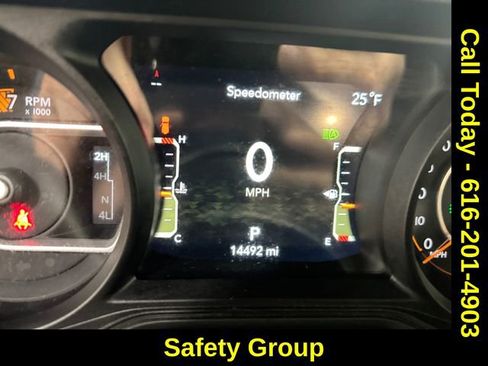 Used 2024 Jeep Wrangler Unlimited Rubicon w/ Safety Group image 2