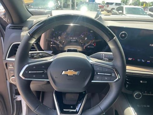 Used 2026 Chevrolet Tahoe High Country AWD/4WD image 8