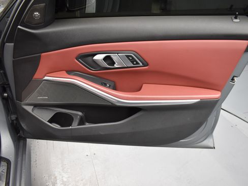 Used 2023 BMW M340i w/ Premium Package image 7