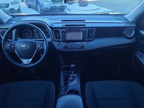 Used 2018 Toyota RAV4 XLE image 11