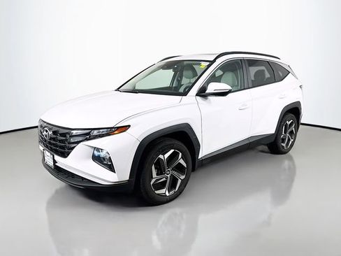 Used 2023 Hyundai Tucson SEL w/ Convenience Package image 3
