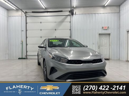 Used 2023 Kia Forte LXS w/ LXS Technology Package image 1
