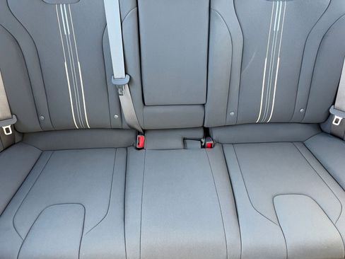 Used 2025 Hyundai Elantra SEL image 38