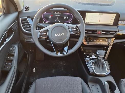 New 2026 Kia Seltos S AWD/4WD image 4