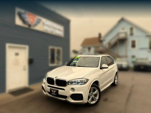 Used 2017 BMW X5 xDrive35i AWD/4WD image 1