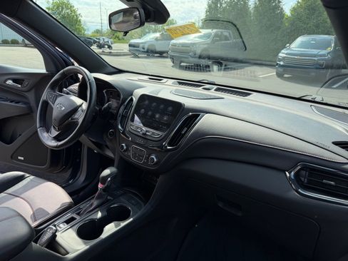 Used 2022 Chevrolet Equinox RS w/ RS Leather Package image 29