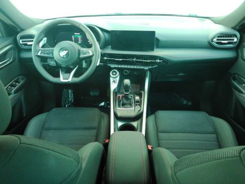 Used 2024 Dodge Hornet R/T image 3