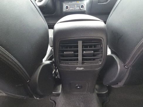 Used 2025 Ford Escape ST-Line Select AWD/4WD image 30