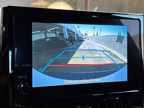 Certified 2025 Toyota Corolla SE image 26