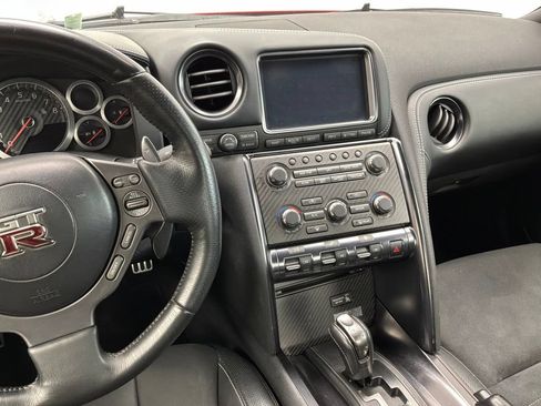 Used 2016 Nissan GT-R Premium AWD/4WD image 69