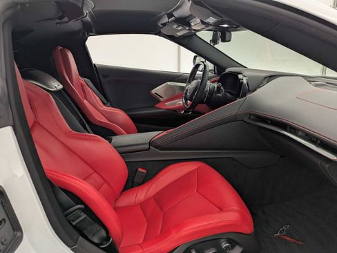 Used 2023 Chevrolet Corvette Stingray Preferred Cpe w/ Z51 Performance Package RWD image 19
