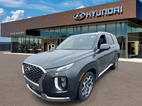 Used 2022 Hyundai Palisade Calligraphy image 3