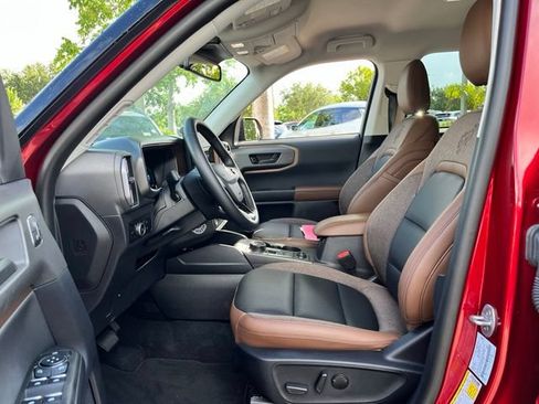 Used 2025 Ford Bronco Sport Outer Banks w/ Outer Banks Tech Package+ AWD/4WD image 7