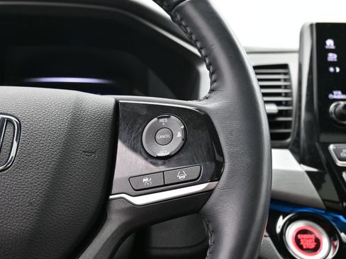 Certified 2024 Honda Odyssey Touring image 48