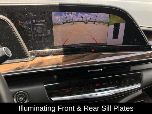 Used 2023 Cadillac Escalade ESV Sport Platinum AWD/4WD image 21