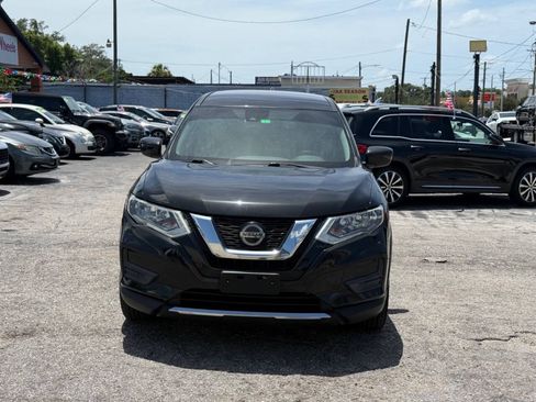 Used 2019 Nissan Rogue S AWD/4WD image 2