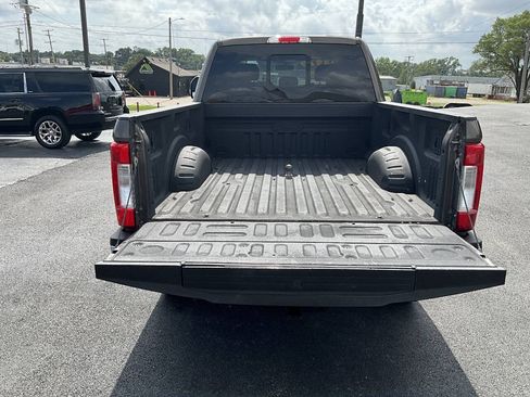 Used 2017 Ford F250 Lariat w/ Chrome Package AWD/4WD image 36