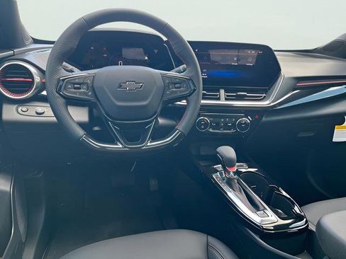 New 2026 Chevrolet Trax RS w/ Sunroof Package image 16