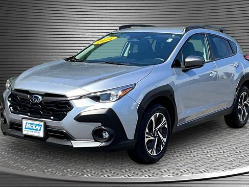 Used 2024 Subaru Crosstrek 2.0i Premium AWD/4WD image 3