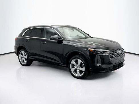 Used 2025 Audi Q5 2.0T Premium Plus w/ Premium Plus image 3