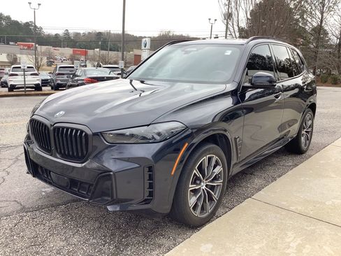 Certified 2024 BMW X5 xDrive40i w/ M Sport Package image 4