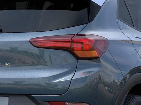 New 2025 Buick Encore GX Preferred w/ Advanced Technology Package image 11