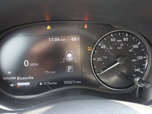 Used 2024 Nissan Kicks SV FWD image 9