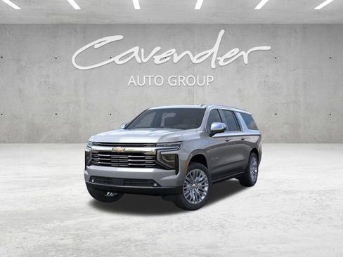 New 2026 Chevrolet Suburban Premier image 8